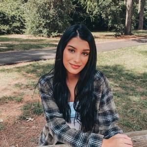 Meet your Posher, Marissa